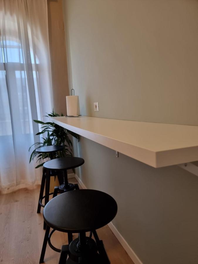 Three Rooms ألغيرو المظهر الخارجي الصورة