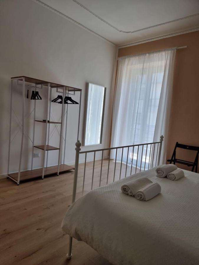 Three Rooms ألغيرو المظهر الخارجي الصورة