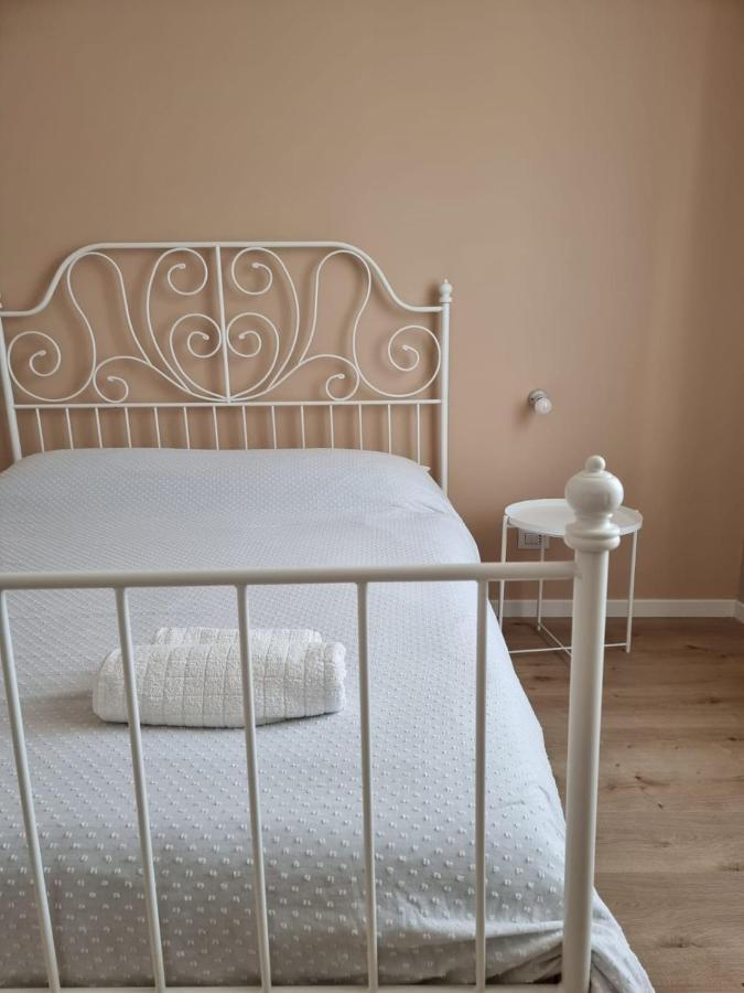 Three Rooms ألغيرو المظهر الخارجي الصورة