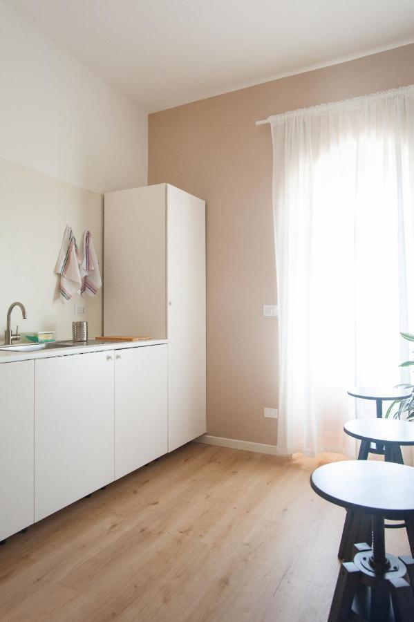 Three Rooms ألغيرو المظهر الخارجي الصورة