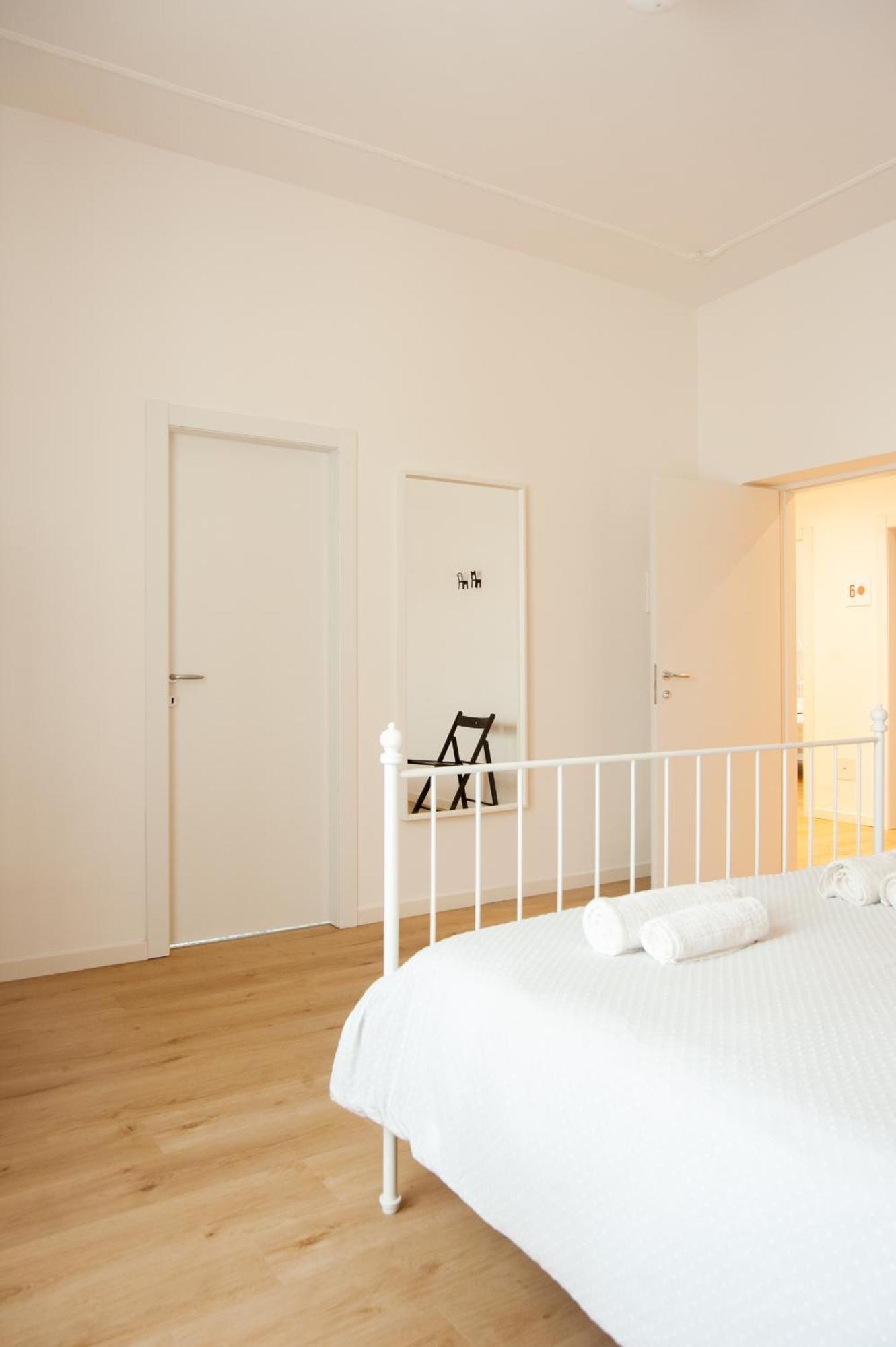Three Rooms ألغيرو المظهر الخارجي الصورة